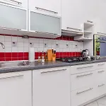 Apartman Cozy With Balcony - Palace Of Culture By Rent Like Varsó