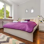 Cozy With Balcony - Palace Of Culture By Rent Like Apartman