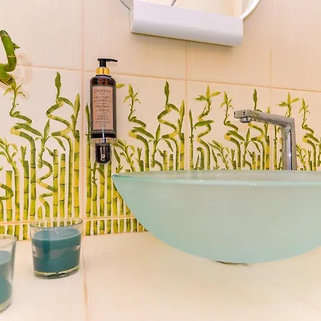 Cozy With Balcony - Palace Of Culture By Rent Like *