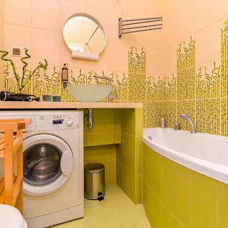 Apartment Cozy With Balcony - Palace Of Culture By Rent Like *